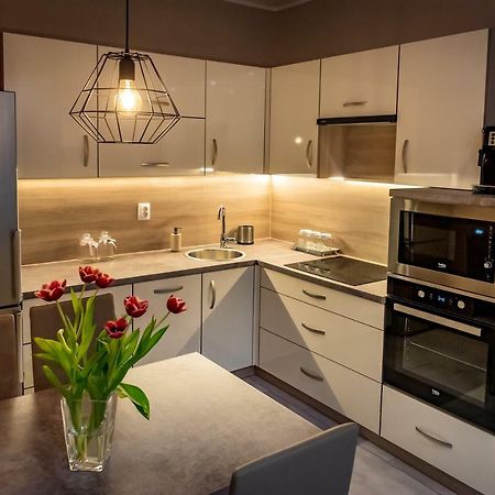 Apartament Nad Stawami Apartment Sanok Bagian luar foto