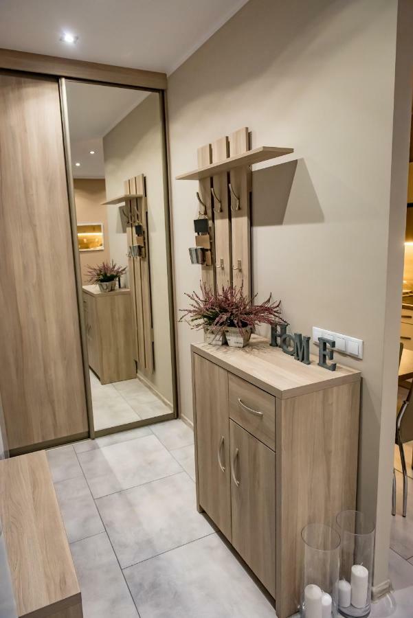 Apartament Nad Stawami Apartment Sanok Bagian luar foto