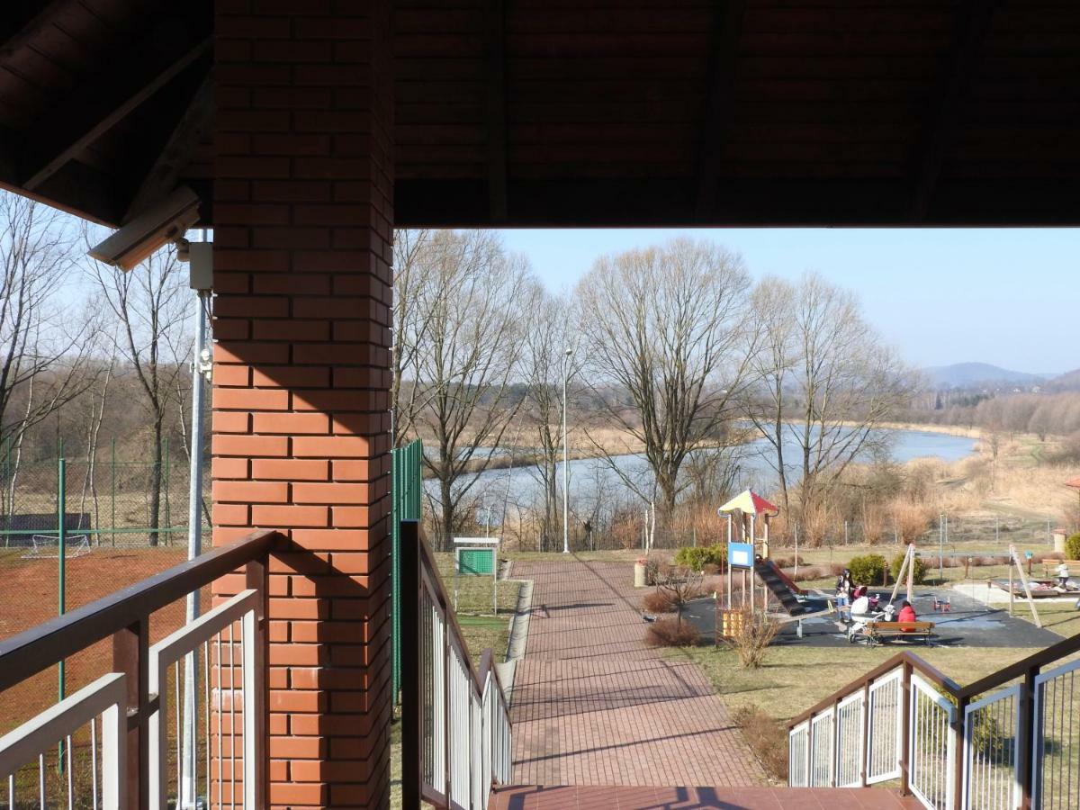 Apartament Nad Stawami Apartment Sanok Bagian luar foto