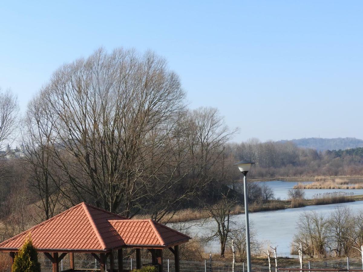 Apartament Nad Stawami Apartment Sanok Bagian luar foto